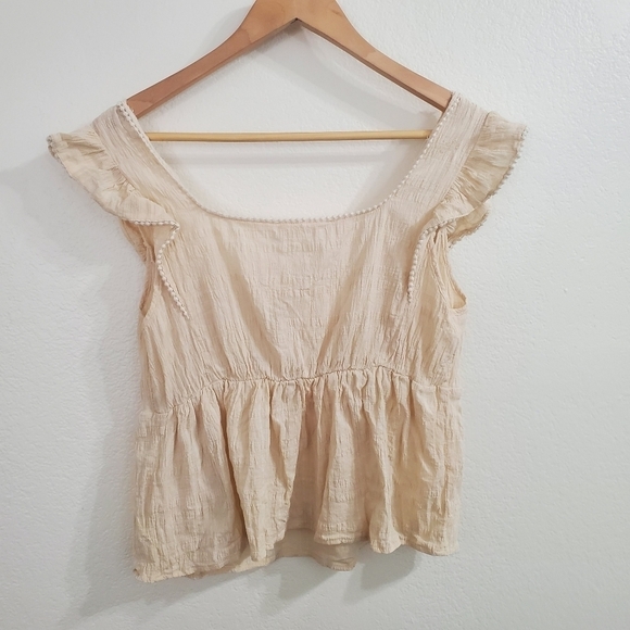 ALL IN FAVOR Cream Square Neck Sleeveless Lace Panel Blouse - Picture 3 of 8